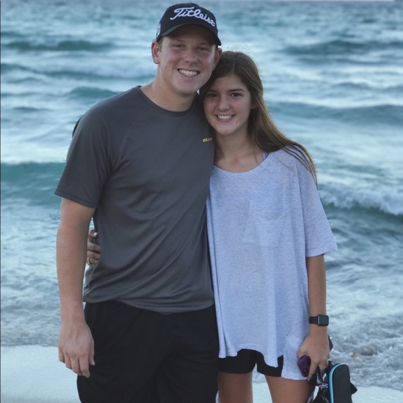 Meet your Posher, Mac - Picture 2 of 2